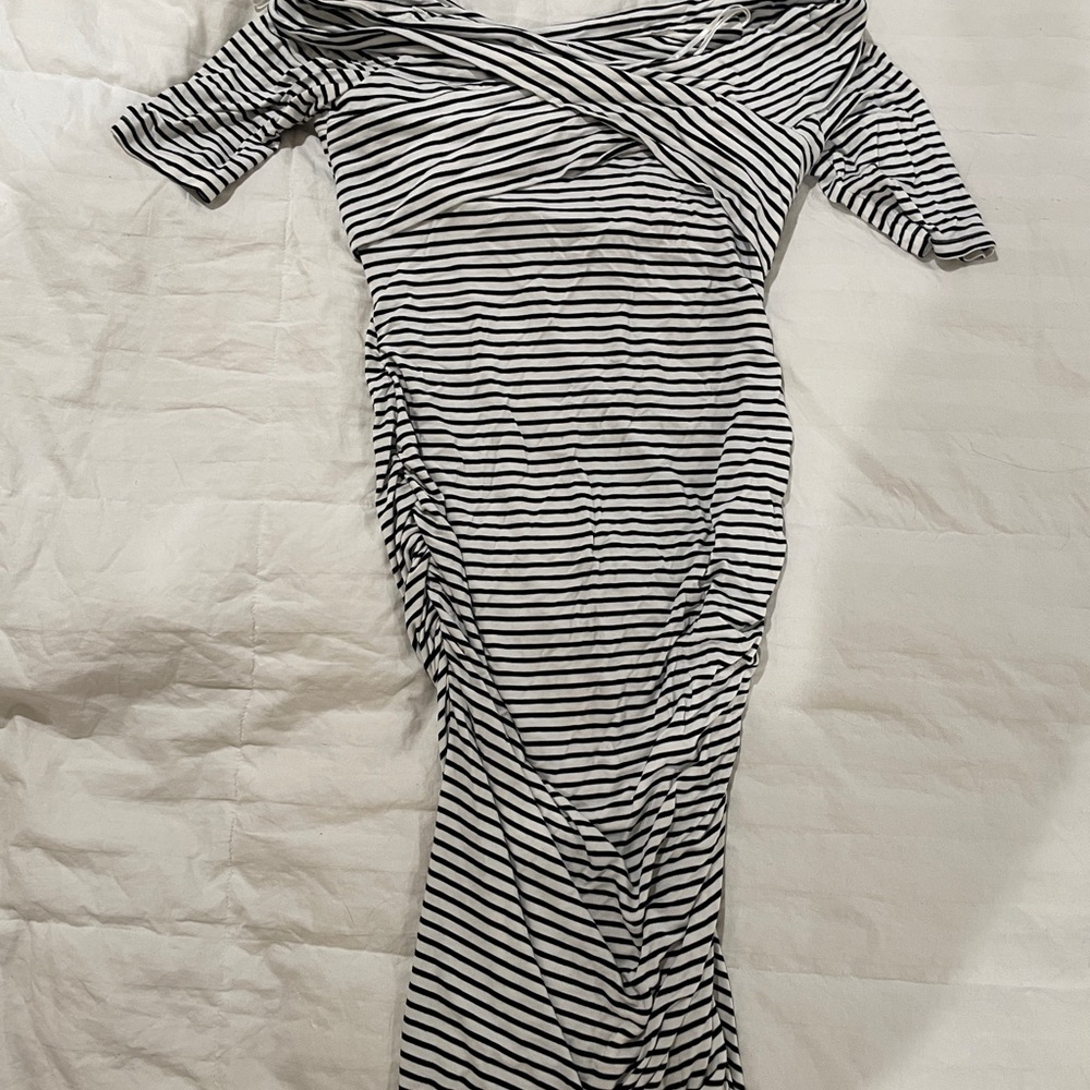 ✨Maternity ✨Lux Essentials — black and white maternity dress